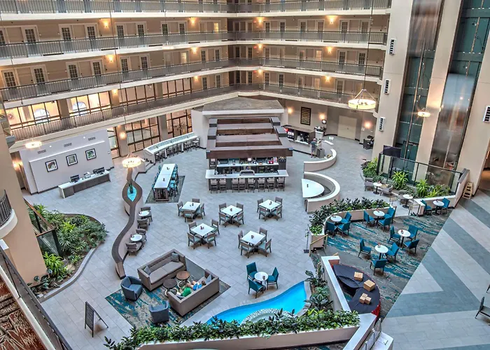 Embassy Suites By Hilton Indianapolis North