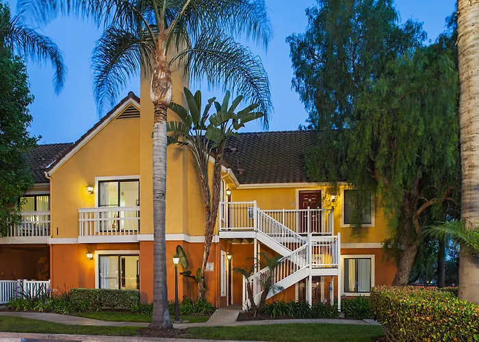 Clementine & Suites Anaheim