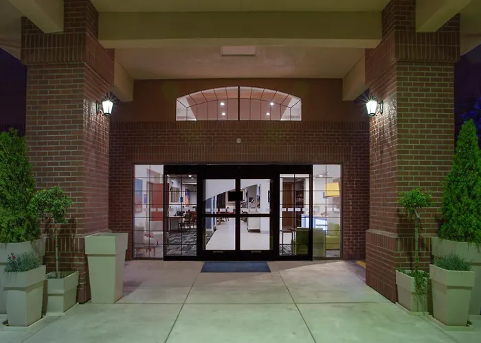 Holiday Inn Express Davis-University Area By Ihg