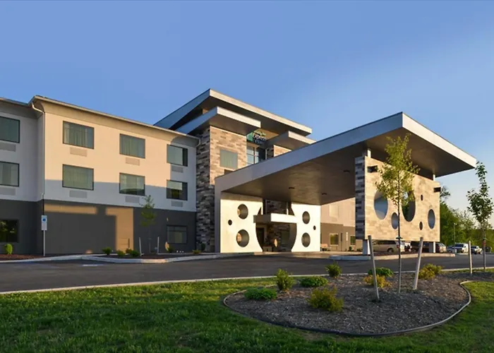 Holiday Inn Express & Suites Shippensburg By Ihg