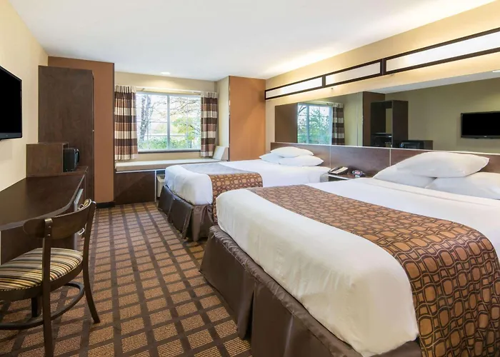 Microtel Inn And Suites North Canton