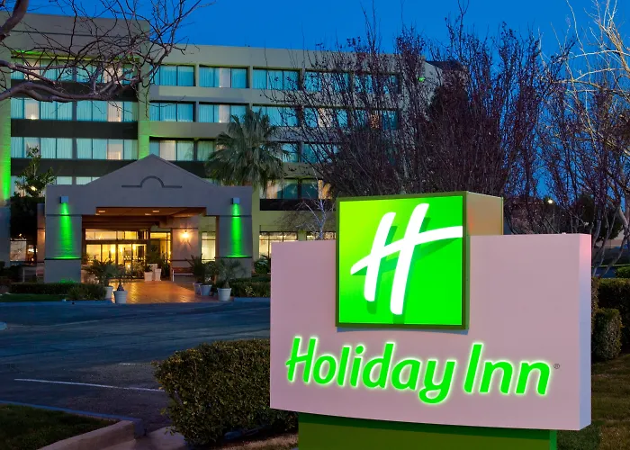 Hampton Inn & Suites