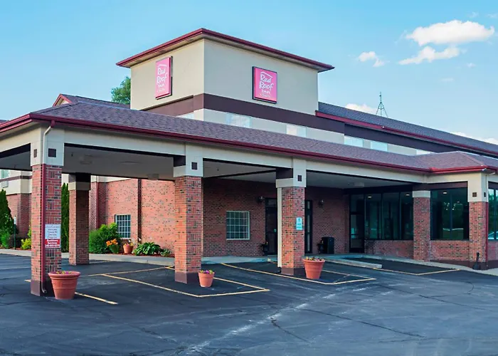 Red Roof Inn & Suites Lake Orion / Auburn Hills