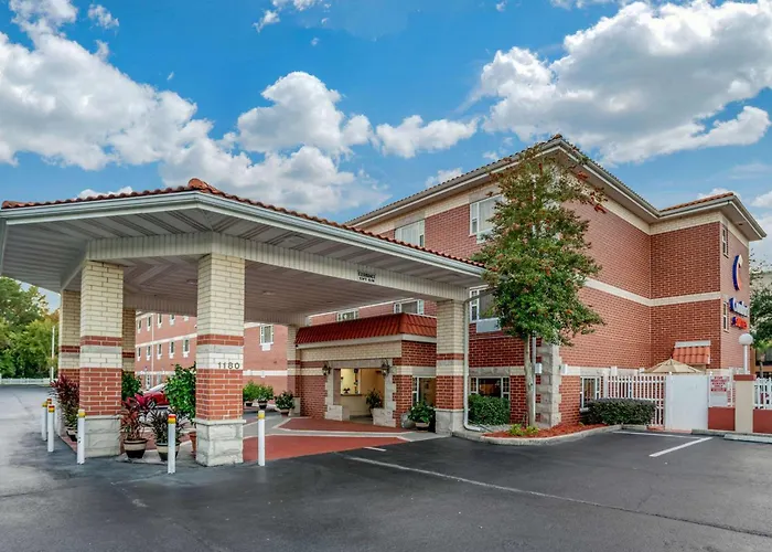 Comfort Suites Airport