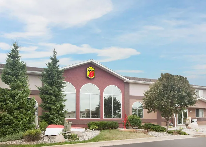 Super 8 By Wyndham West Branch