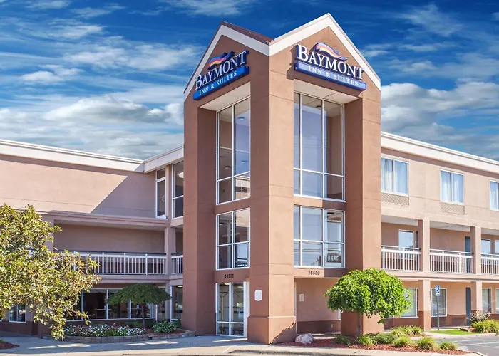 Baymont By Wyndham Madison Heights Detroit Area