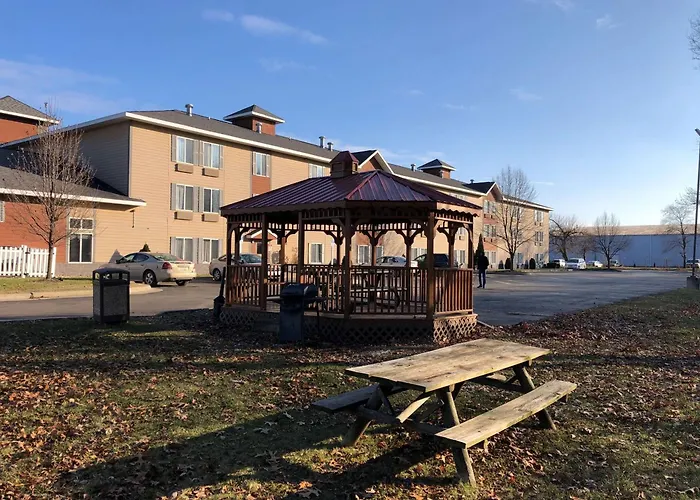 Best Western Plus Coldwater Hotel