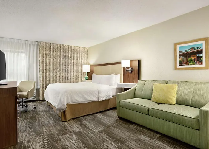 Hampton Inn