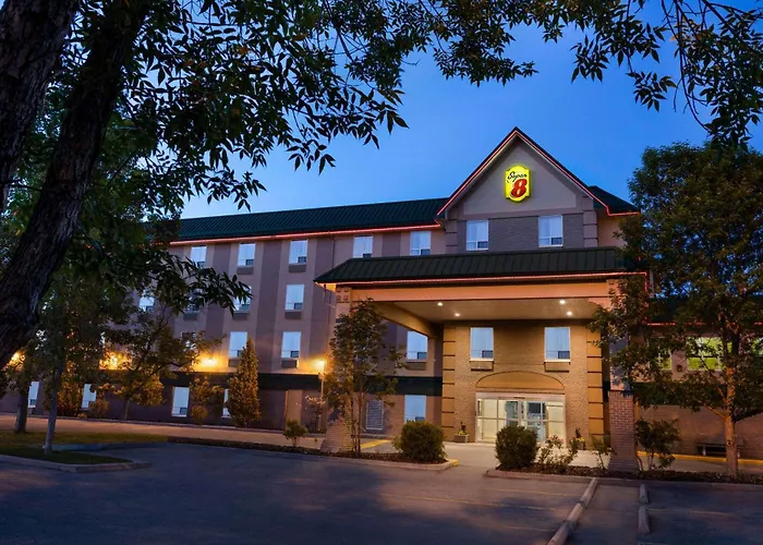 Super 8 By Wyndham Calgary Shawnessy Area