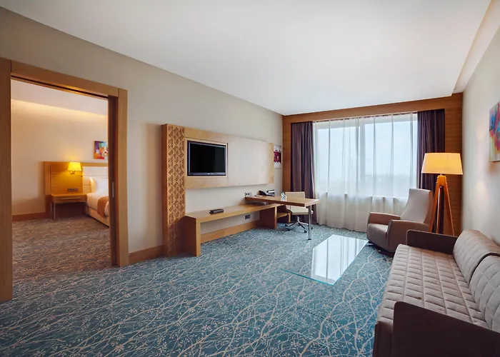 Holiday Inn By Ihg