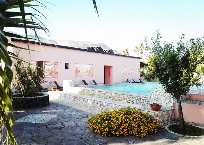 Hotel Eros