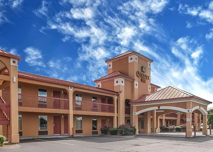 Quality Inn White House
