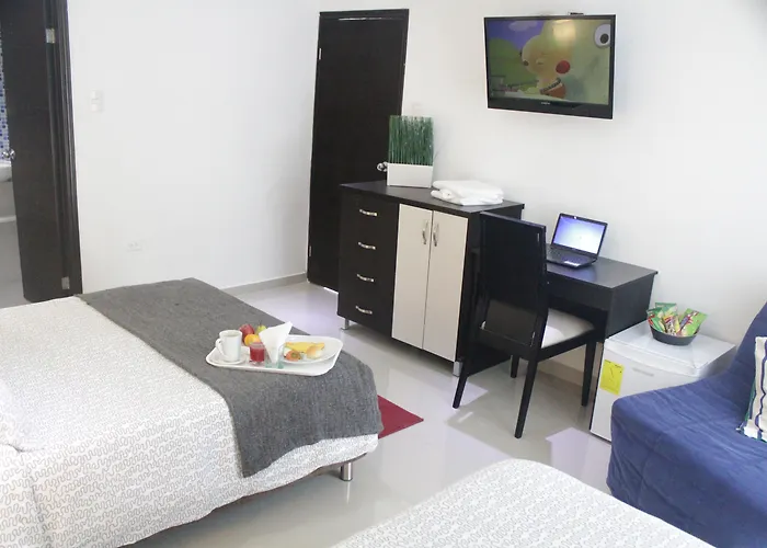 Hotel Golden House