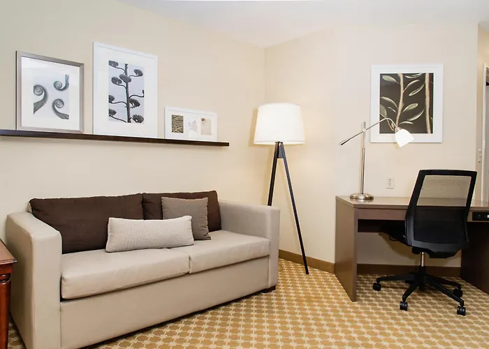 Country Inn & Suites By Radisson, Milwaukee West Brookfield , Wi