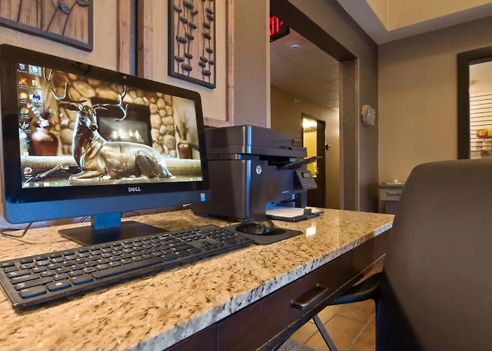 Best Western Plus Deer Park And Suites
