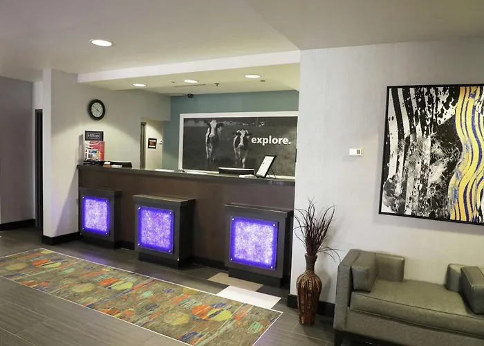 Hampton Inn