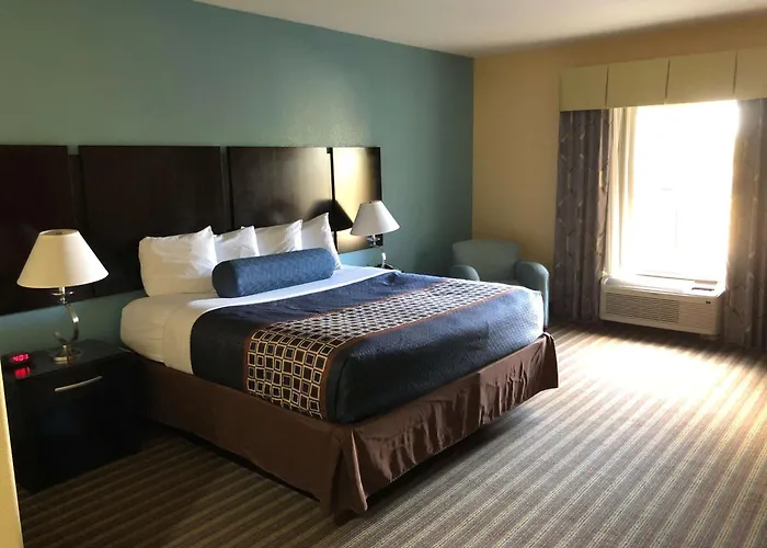 Best Western Plus Goodman Inn & Suites