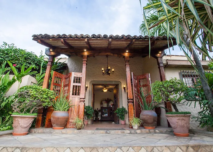 Los Robles Charming Colonial Boutique