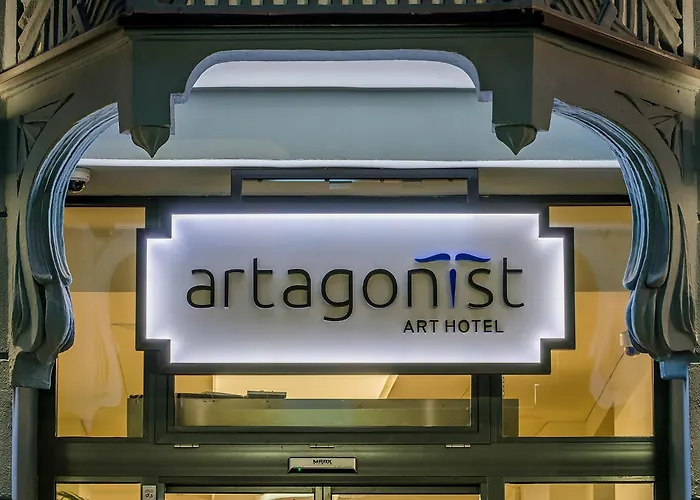 Artagonist Art Hotel