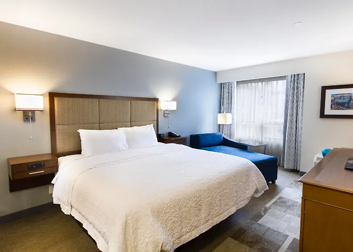 Hampton Inn - Vancouver Airport/
