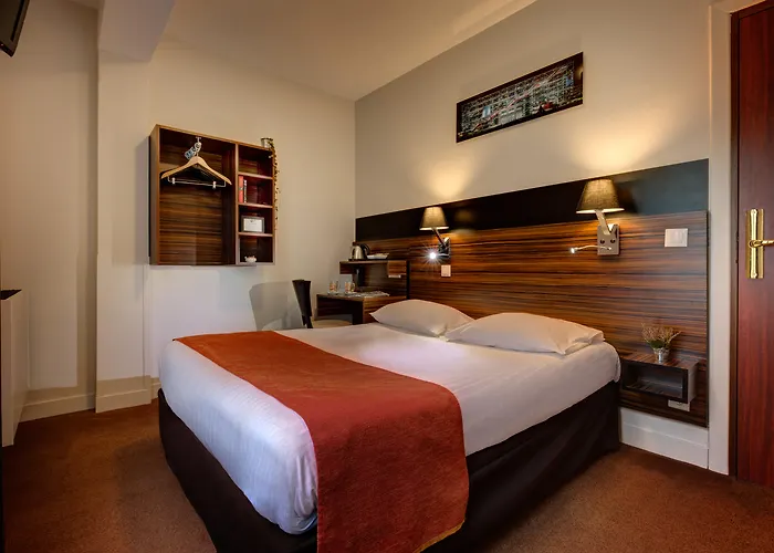 Hotel Lena Paris