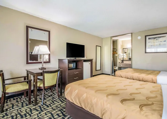 Quality Inn & Suites York East