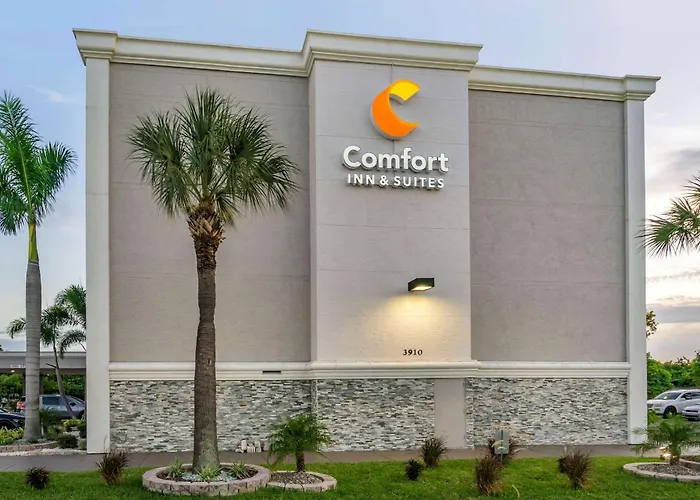 Comfort Inn & Suites St Pete - Clearwater International Airport