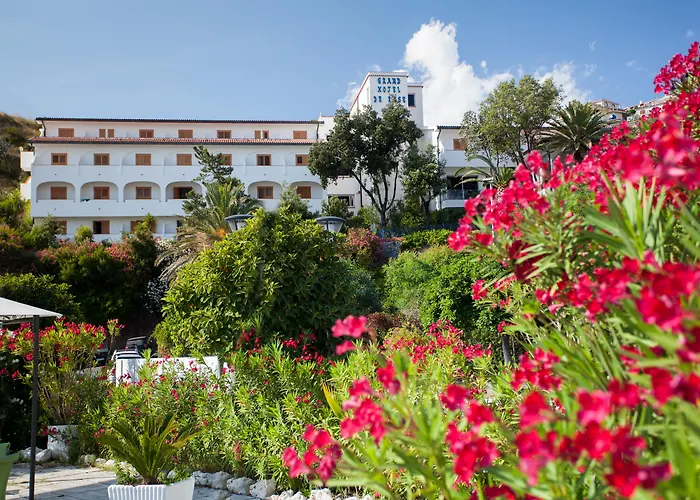 Grand De Rose