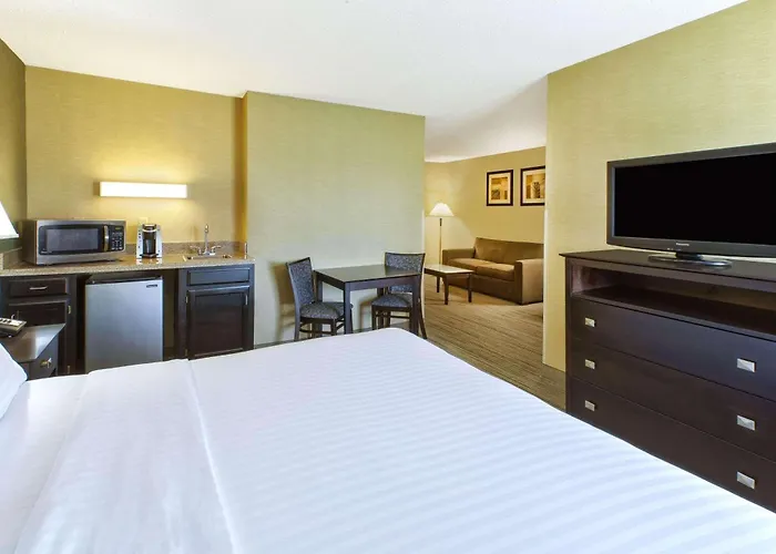 Country Inn & Suites By Radisson -St Joseph Mi