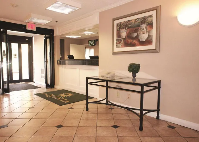 La Quinta Inn By Wyndham Detroit Canton