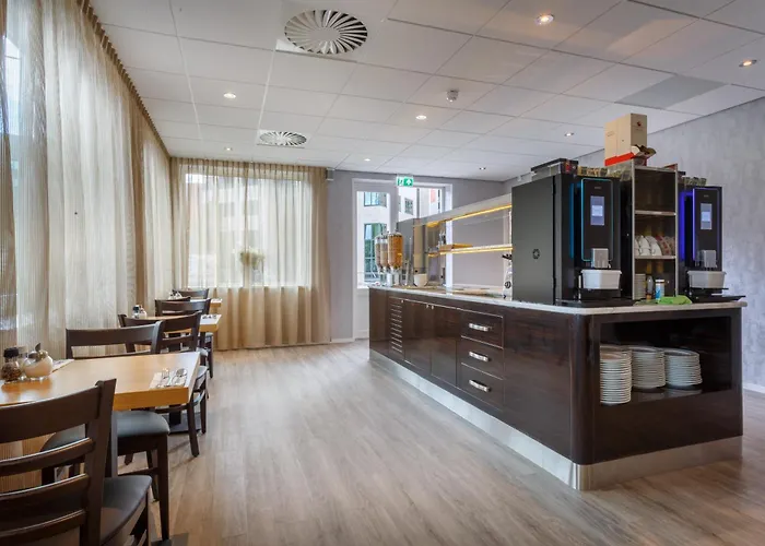 Joy Hotel