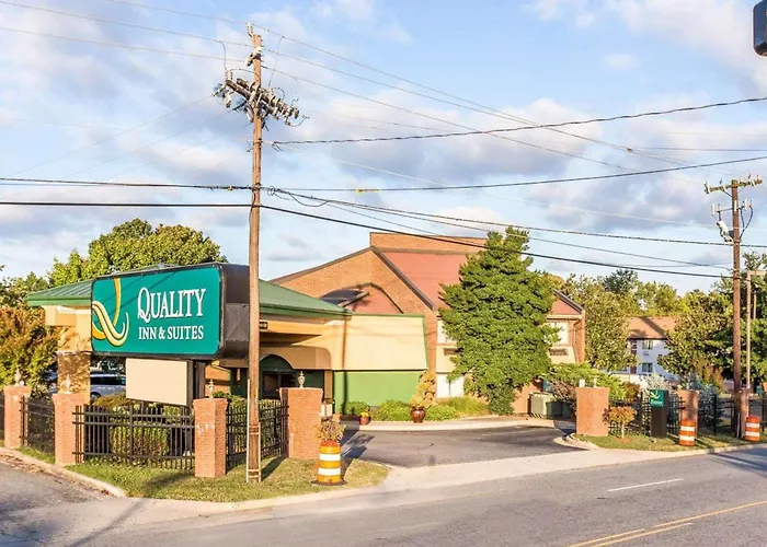 Quality Inn & Suites Coliseum