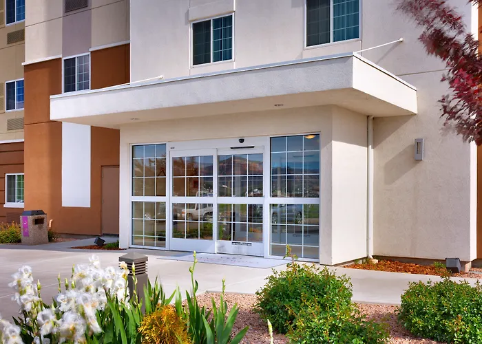Candlewood Suites By Ihg