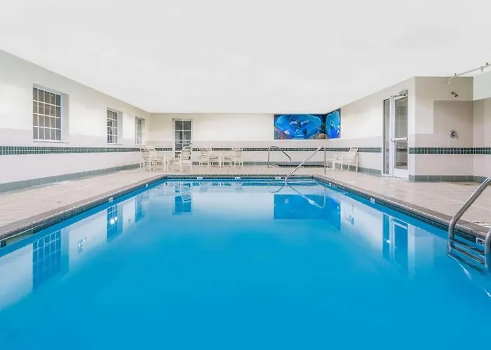 Super 8 By Wyndham Fargo Airport