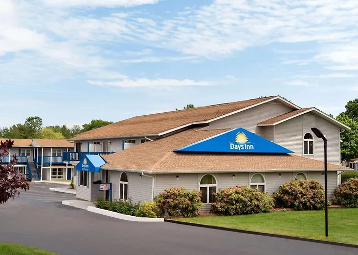 Days Inn By Wyndham Middletown/Newport Area
