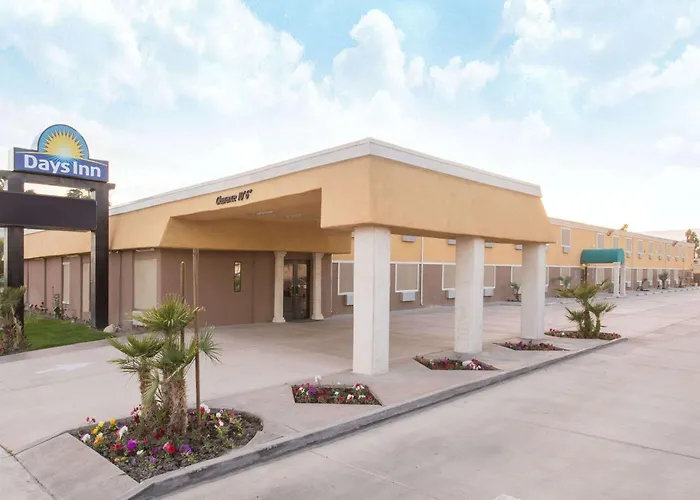 Days Inn By Wyndham Indio