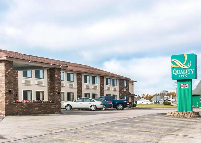 Quality Inn Saint Ignace I-75