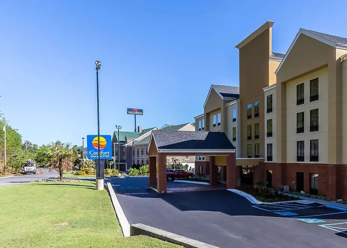 Comfort Inn & Suites Dalton West