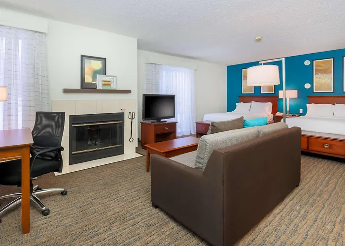 Hawthorn Suites By Wyndham Tinton Falls