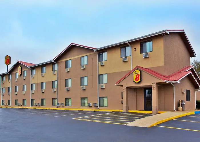 Super 8 By Wyndham Tuscaloosa
