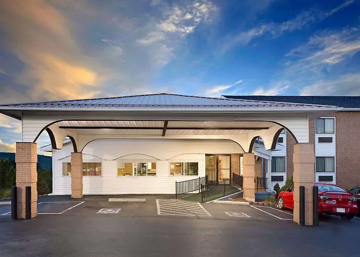 Super 8 By Wyndham