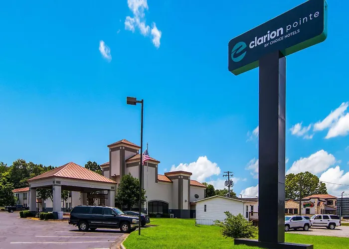 Clarion Pointe South Boston - Danville East