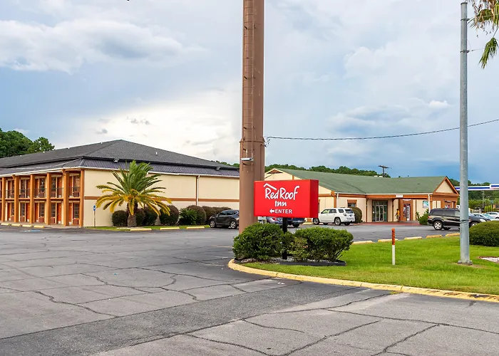 Red Roof Inn Savannah - Richmond Hill I-95