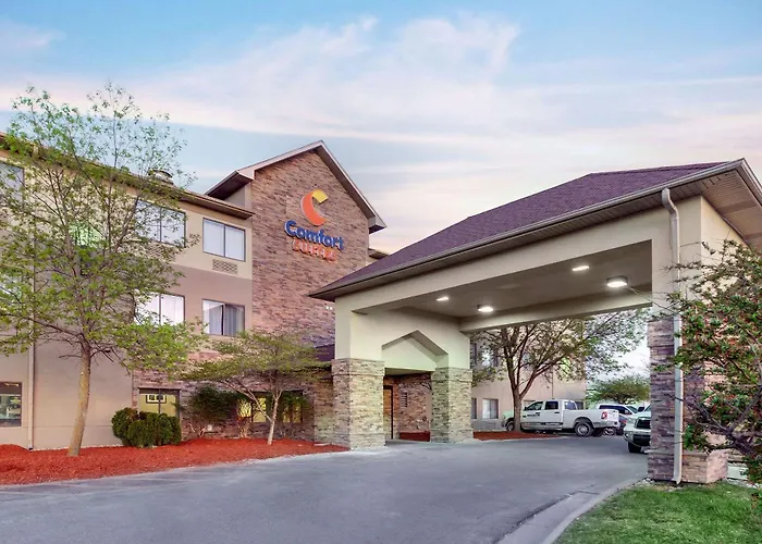 Comfort Suites Omaha East-