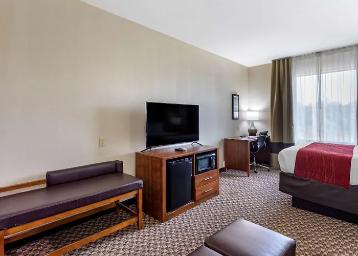 Comfort Inn & Suites Atoka-Millington