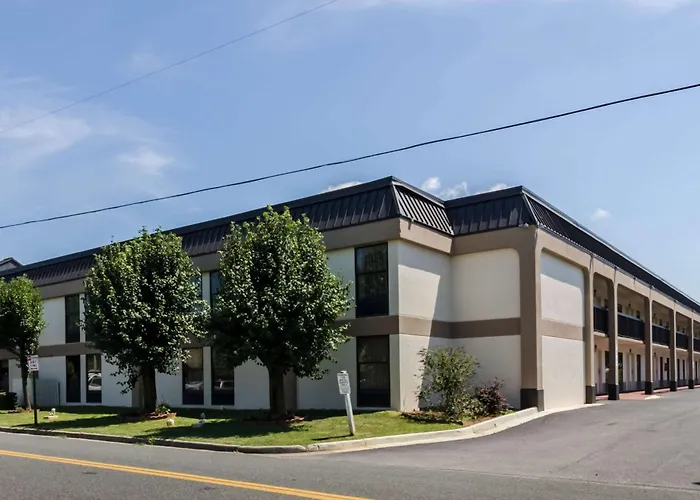 Quality Lynchburg Near University