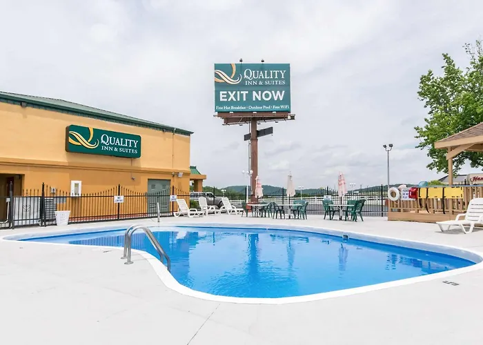 Quality Inn & Suites - Cave City