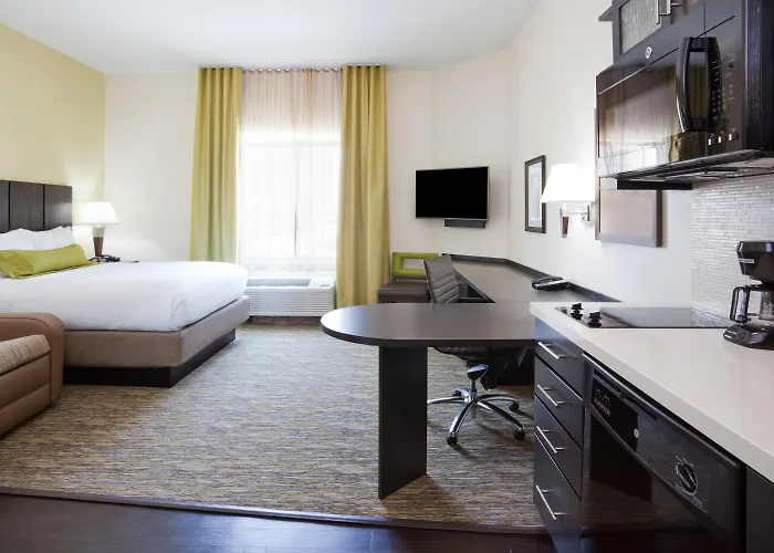 Candlewood Suites By Ihg