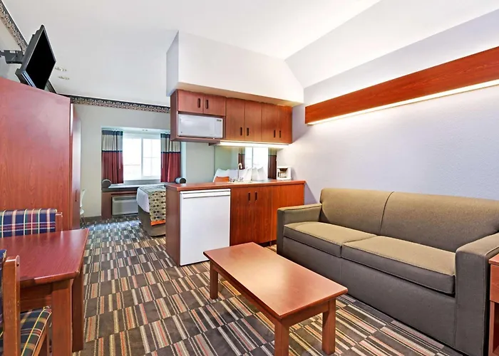 Microtel Inn & Suites