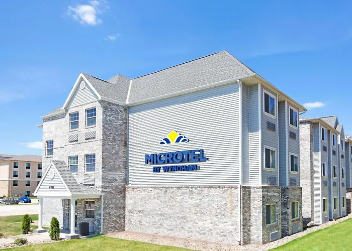 Microtel Inn & Suites